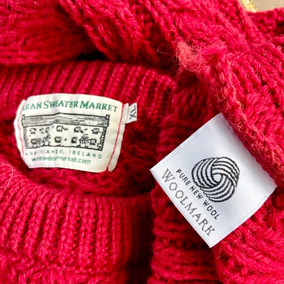 Aran Sweater Market Sweater Wool Red Cable Knit (XL KIDS) - Picture 5 of 8